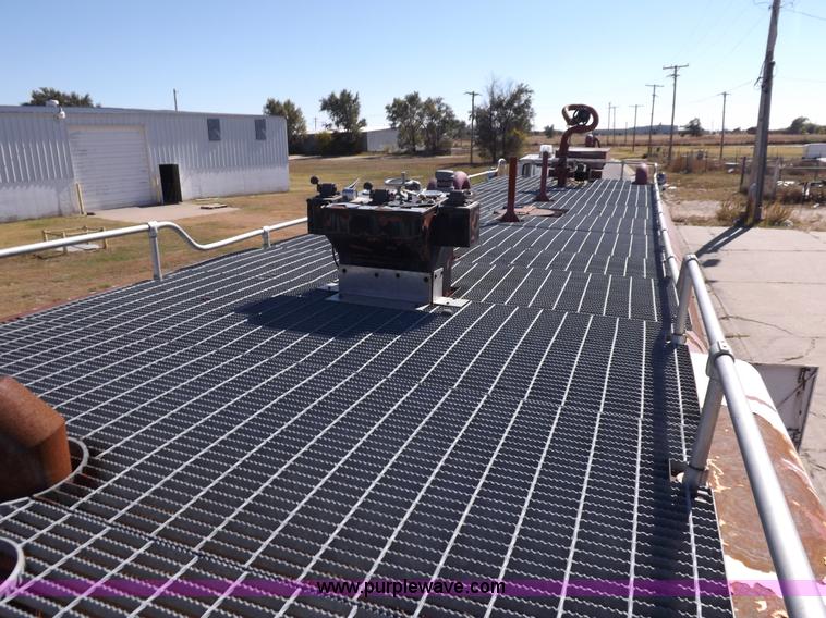 image for item H9027 Caterpillar-Klein articulated airport crash-rescue vehicle