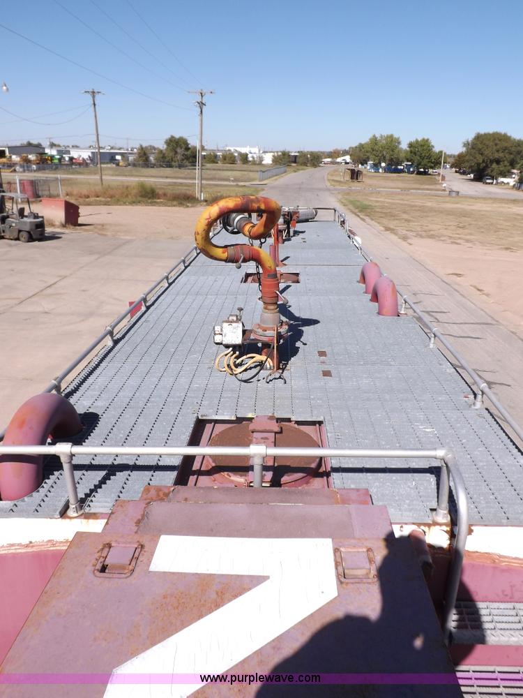 image for item H9027 Caterpillar-Klein articulated airport crash-rescue vehicle