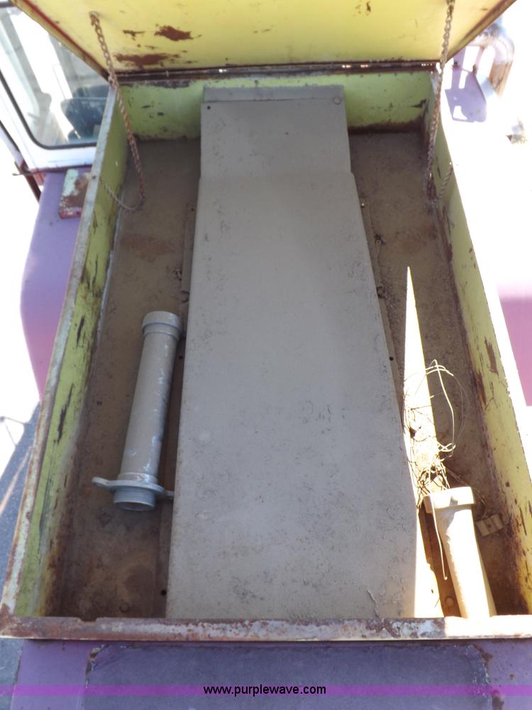 image for item H9027 Caterpillar-Klein articulated airport crash-rescue vehicle