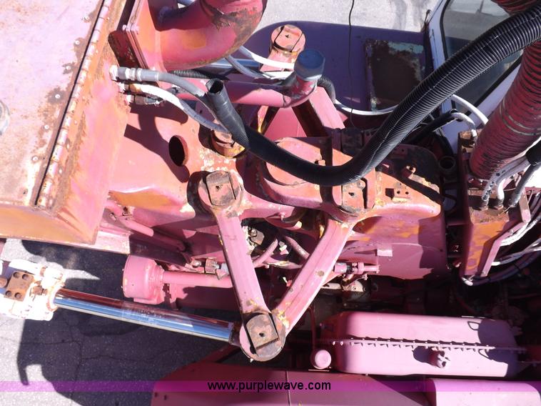 image for item H9027 Caterpillar-Klein articulated airport crash-rescue vehicle