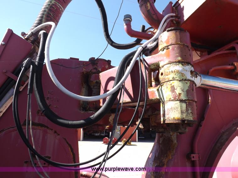 image for item H9027 Caterpillar-Klein articulated airport crash-rescue vehicle