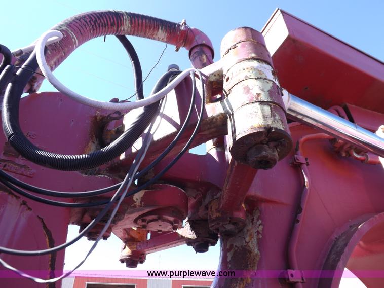 image for item H9027 Caterpillar-Klein articulated airport crash-rescue vehicle