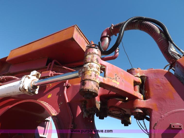 image for item H9027 Caterpillar-Klein articulated airport crash-rescue vehicle