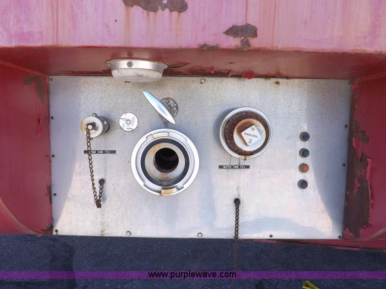 image for item H9027 Caterpillar-Klein articulated airport crash-rescue vehicle