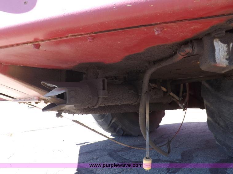 image for item H9027 Caterpillar-Klein articulated airport crash-rescue vehicle