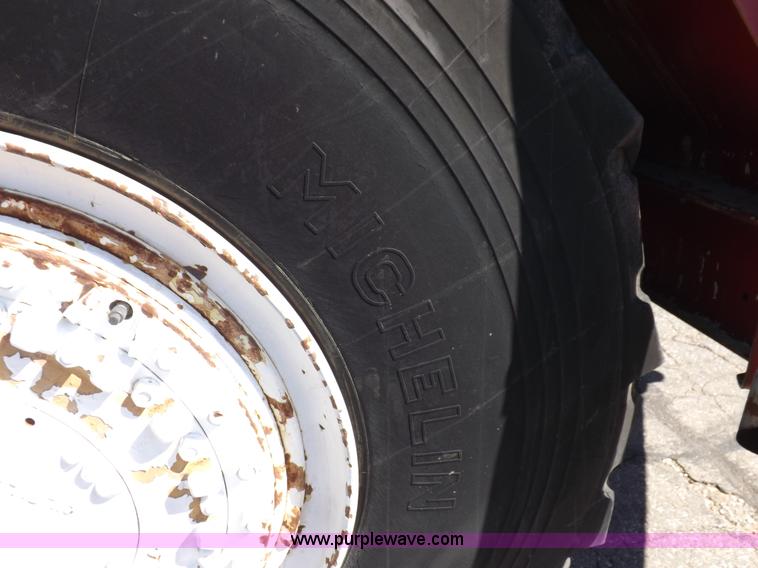 image for item H9027 Caterpillar-Klein articulated airport crash-rescue vehicle