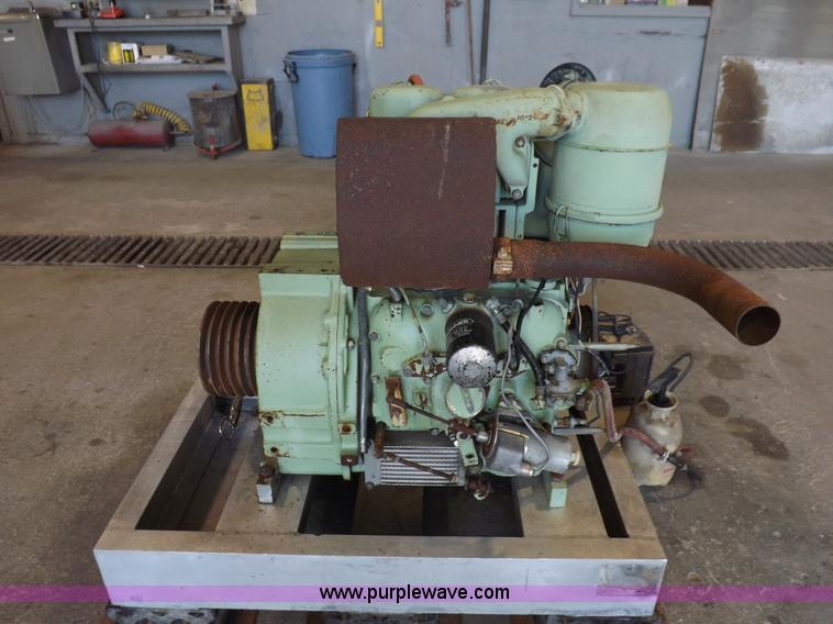 image for item H9029 Deutz 1.884L diesel engine