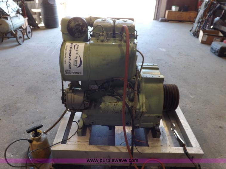 image for item H9029 Deutz 1.884L diesel engine