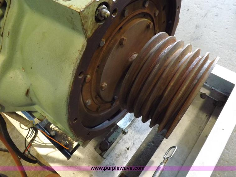 image for item H9029 Deutz 1.884L diesel engine