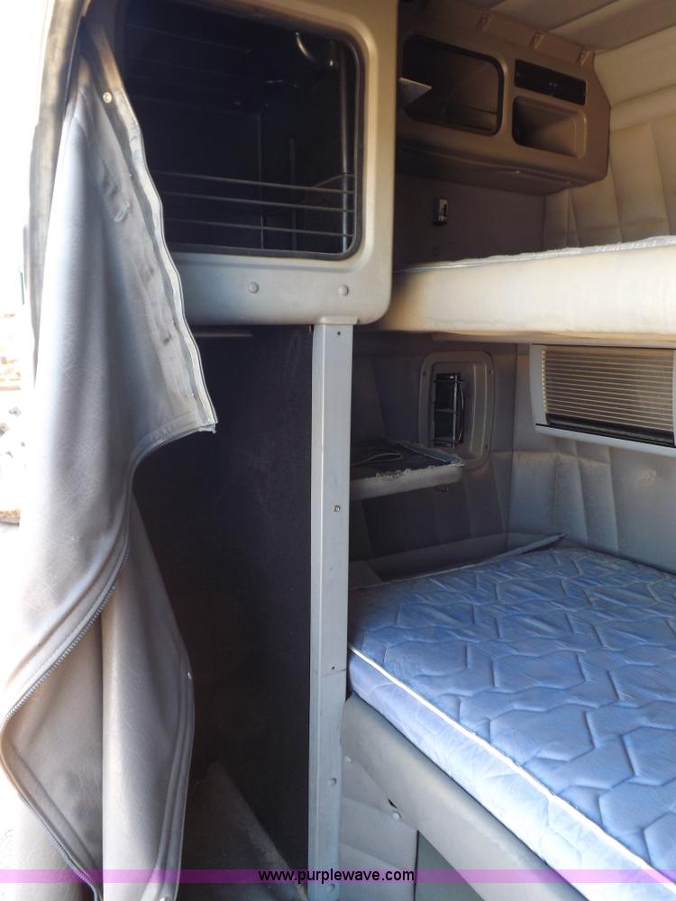 image for item H9030 Unibilt 60" truck sleeper