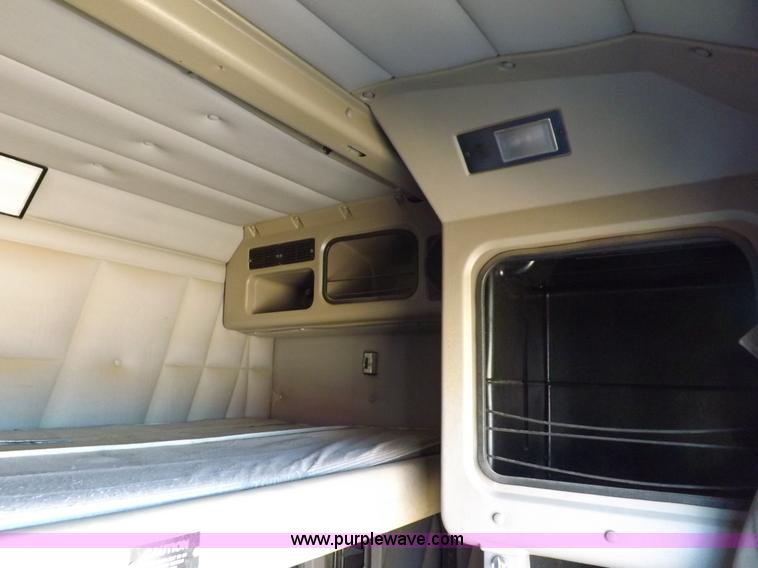 image for item H9030 Unibilt 60" truck sleeper