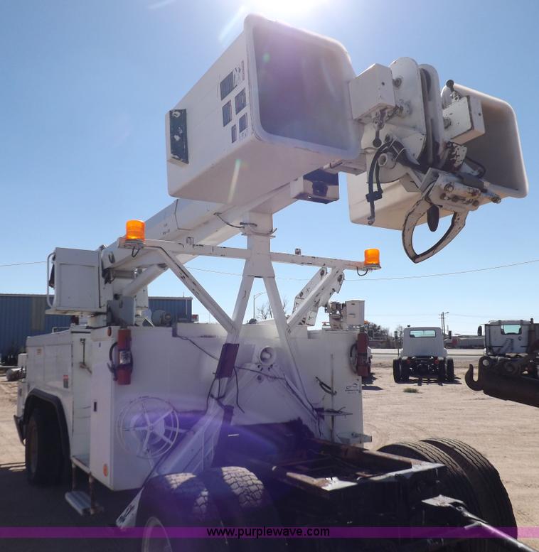 image for item H9031 Altec utility bed