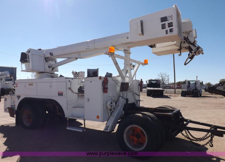 image for item H9031 Altec utility bed