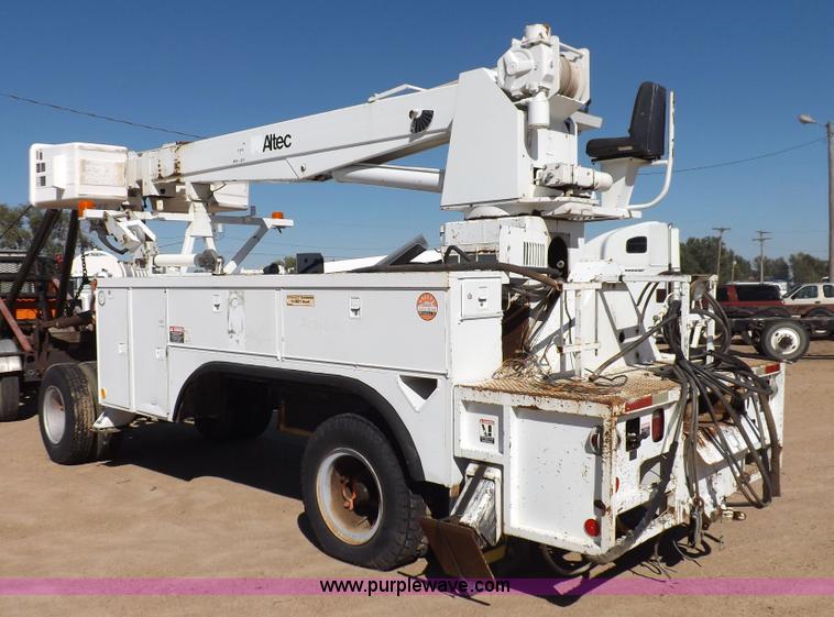 image for item H9031 Altec utility bed