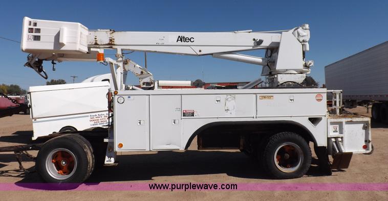 image for item H9031 Altec utility bed