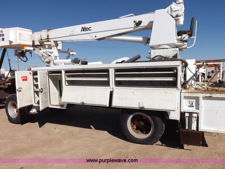 image for item H9031 Altec utility bed