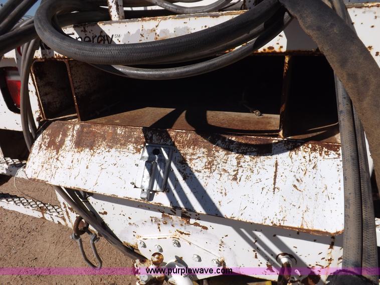 image for item H9031 Altec utility bed