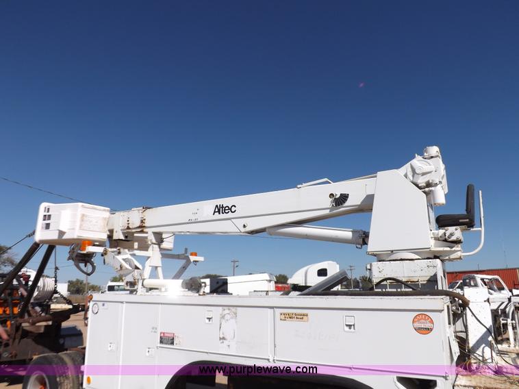 image for item H9031 Altec utility bed