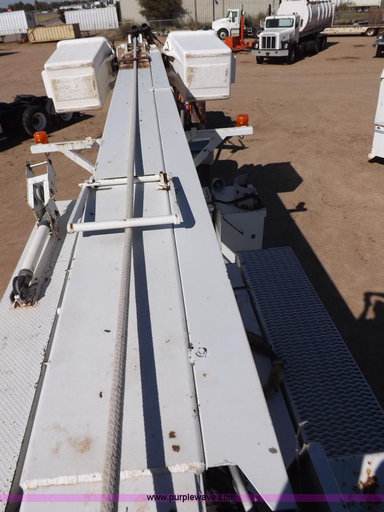 image for item H9031 Altec utility bed