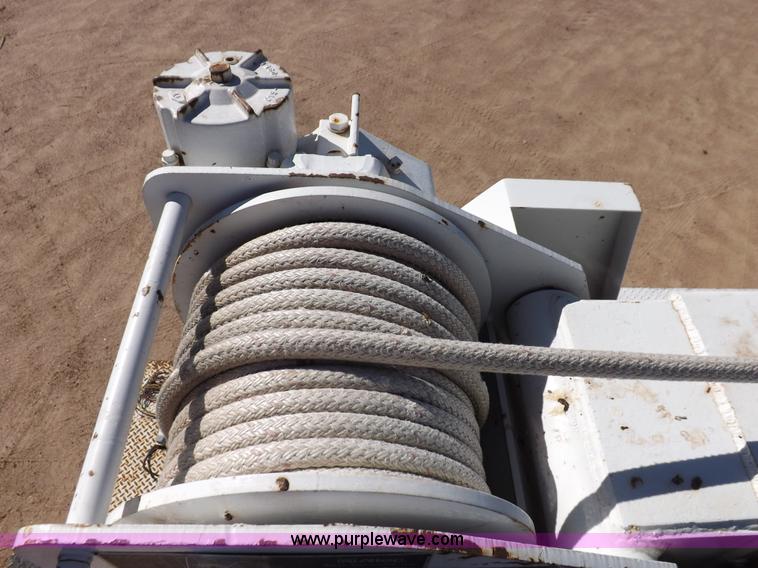 image for item H9031 Altec utility bed