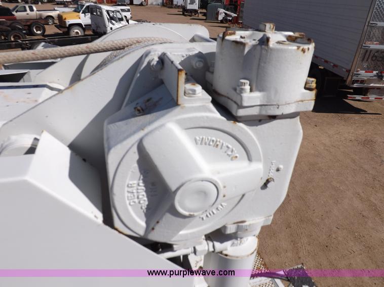 image for item H9031 Altec utility bed