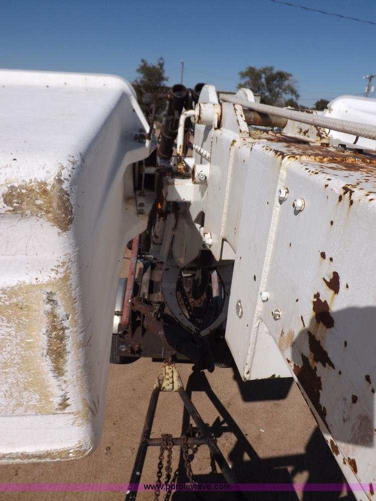 image for item H9031 Altec utility bed