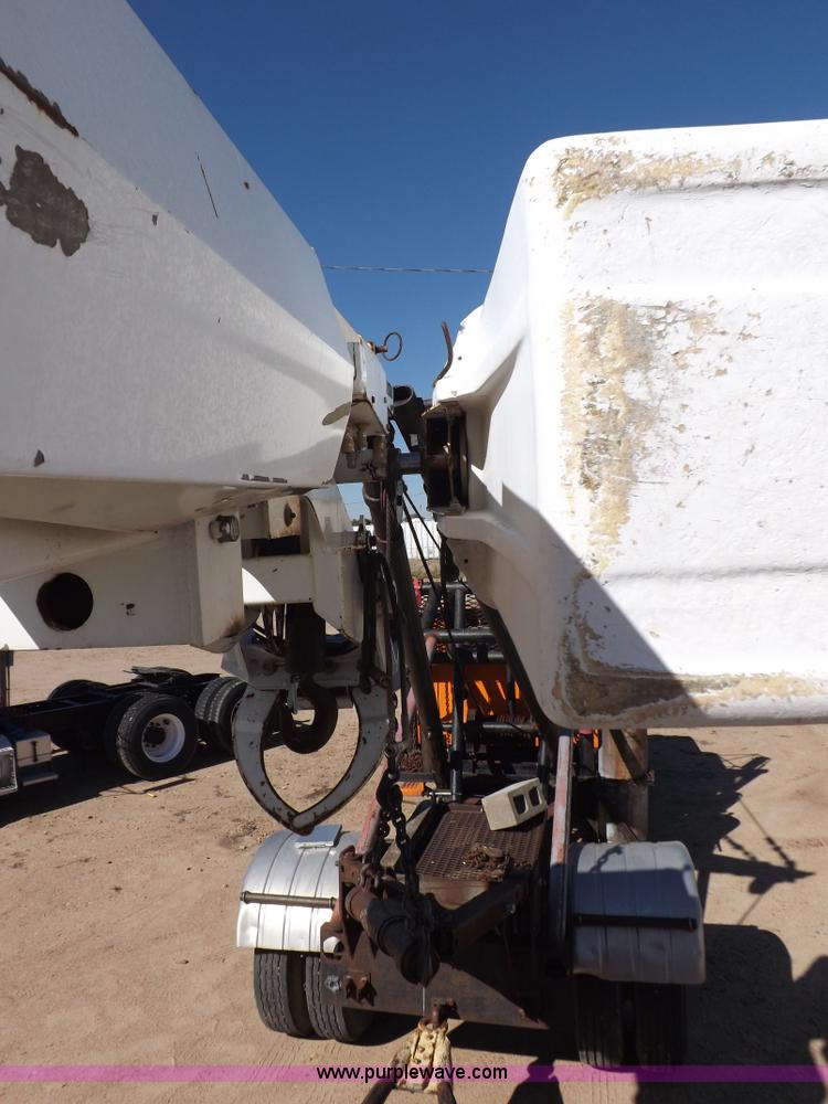 image for item H9031 Altec utility bed