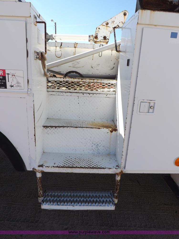 image for item H9031 Altec utility bed