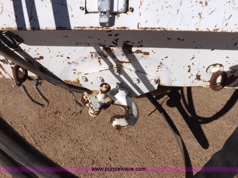 image for item H9031 Altec utility bed