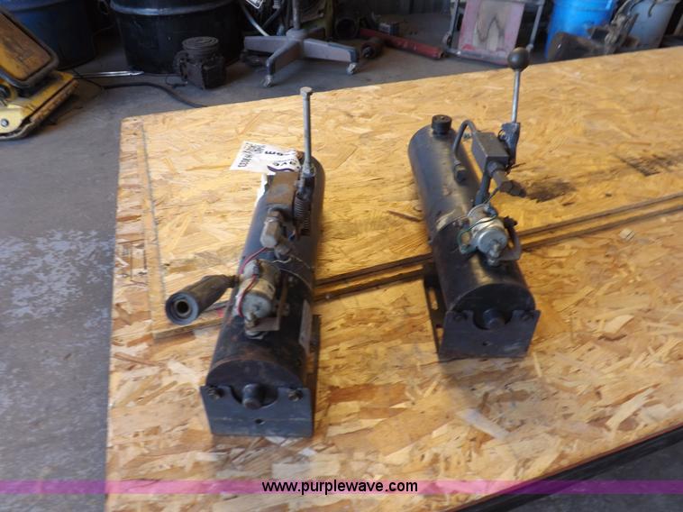 image for item H9033 (2) Monarch hydraulic power units