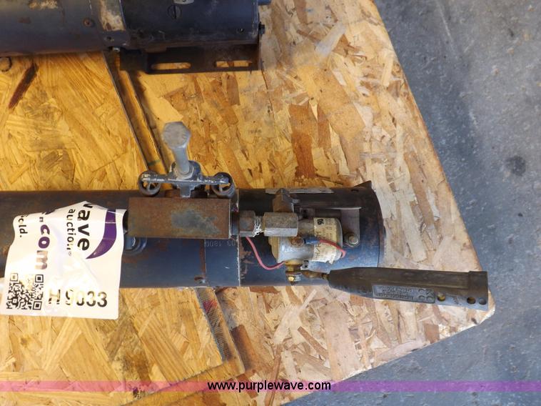 image for item H9033 (2) Monarch hydraulic power units