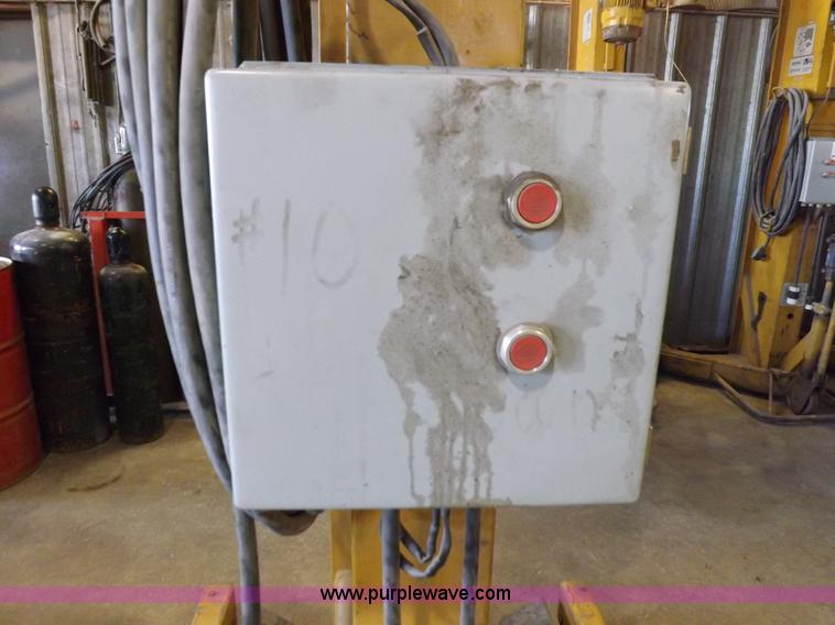 image for item H9037 (4) Sefac Mobil heavy duty lifts