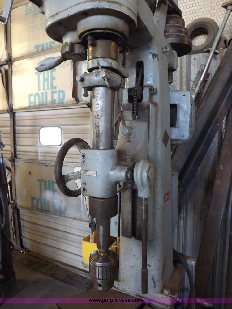 image for item H9038 CH Gosiger Machinery Corp. drill press