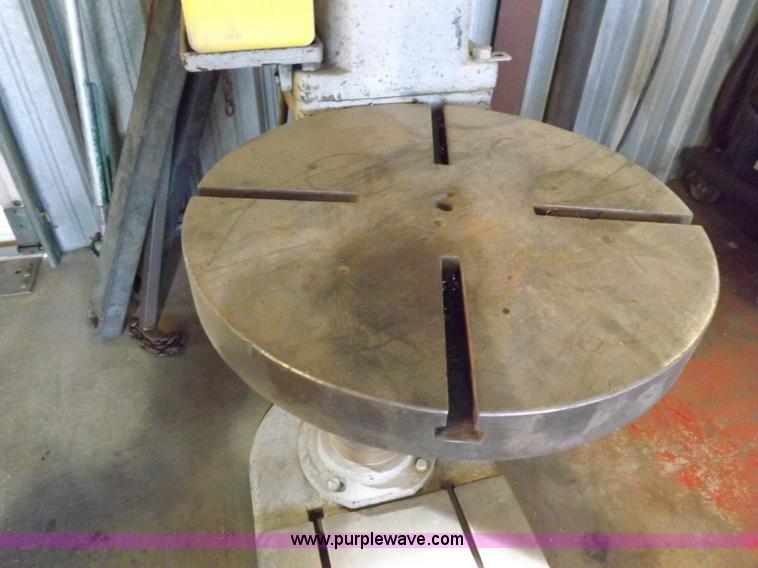 image for item H9038 CH Gosiger Machinery Corp. drill press