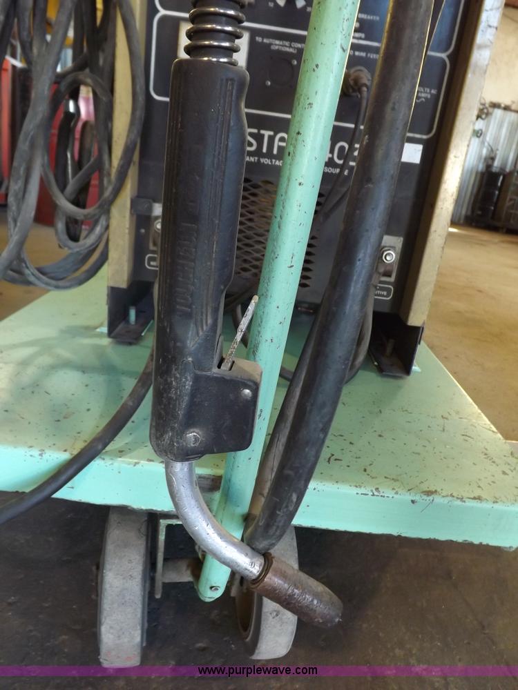 image for item H9039 Hobart wire welding machine