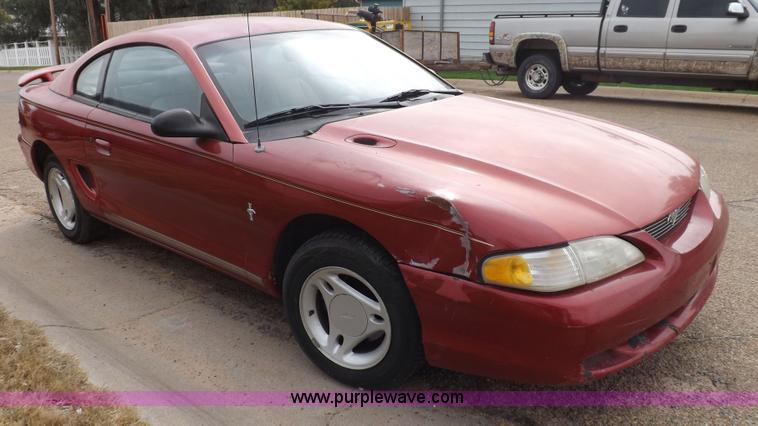 image for item H9057 1997 Ford Mustang