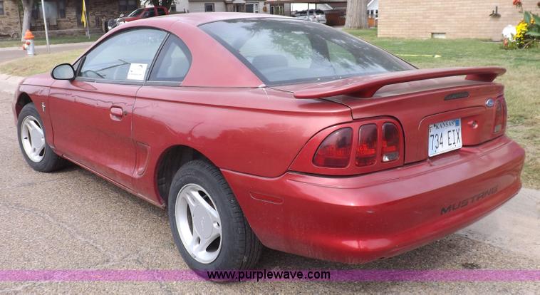 image for item H9057 1997 Ford Mustang