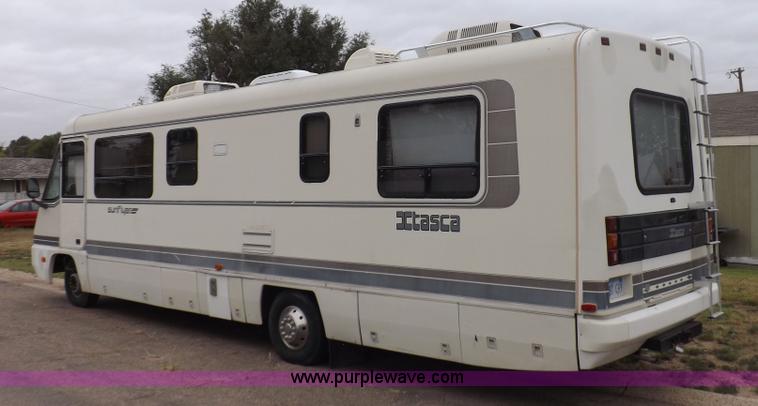 image for item H9059 1990 Itasca Sunflower Winnebago RV