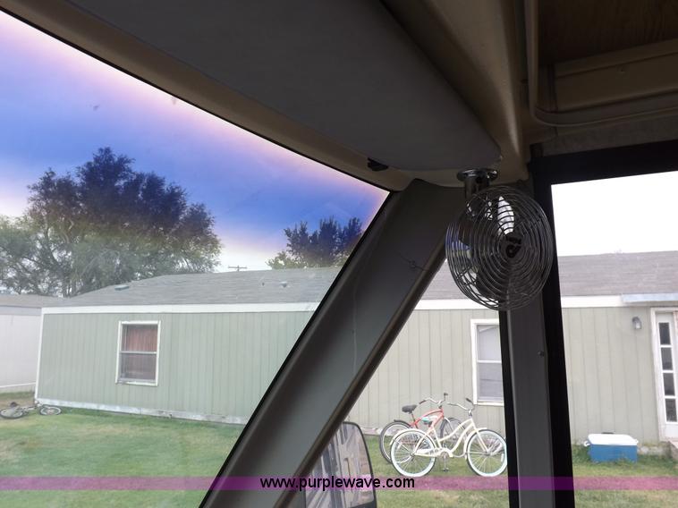 image for item H9059 1990 Itasca Sunflower Winnebago RV