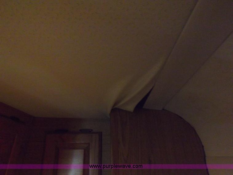 image for item H9059 1990 Itasca Sunflower Winnebago RV