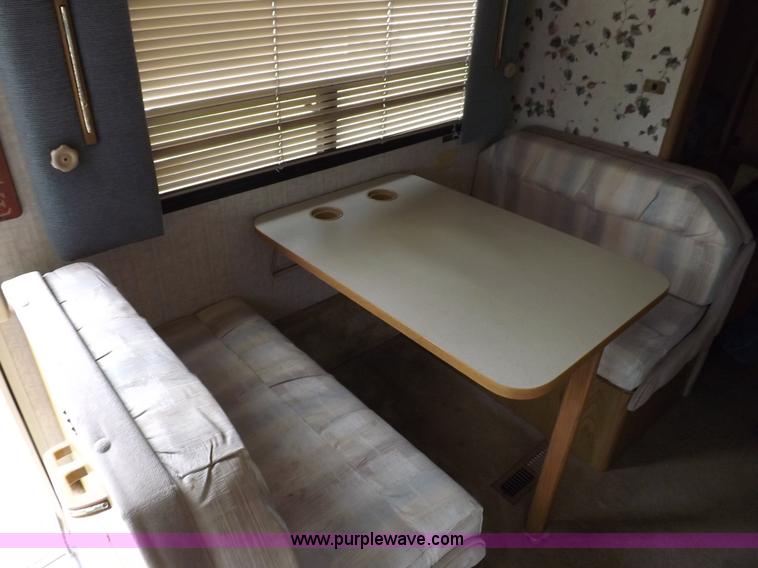 image for item H9059 1990 Itasca Sunflower Winnebago RV