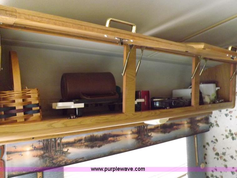 image for item H9059 1990 Itasca Sunflower Winnebago RV