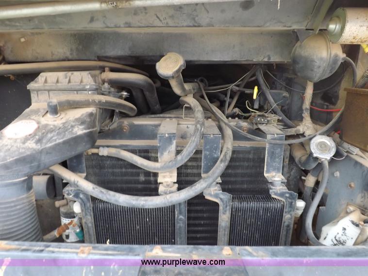 image for item H9059 1990 Itasca Sunflower Winnebago RV