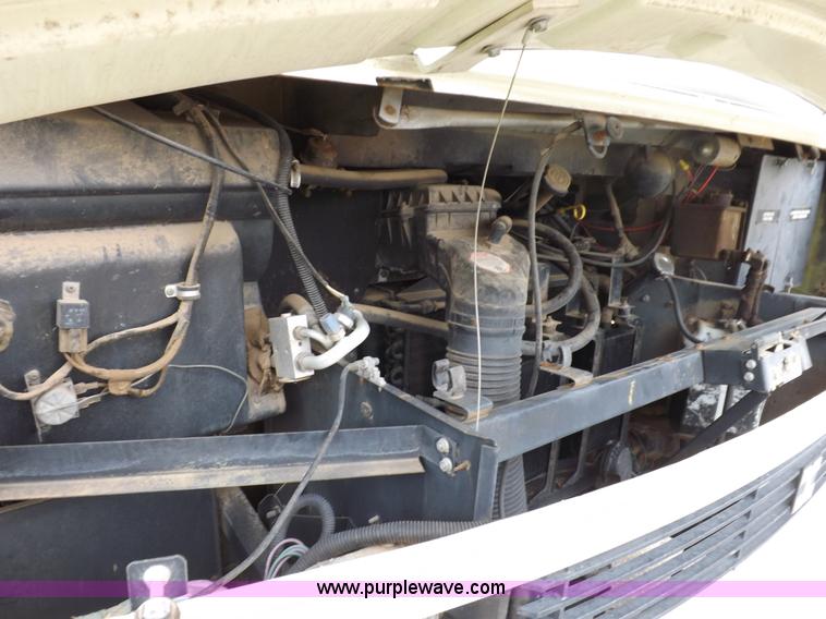 image for item H9059 1990 Itasca Sunflower Winnebago RV