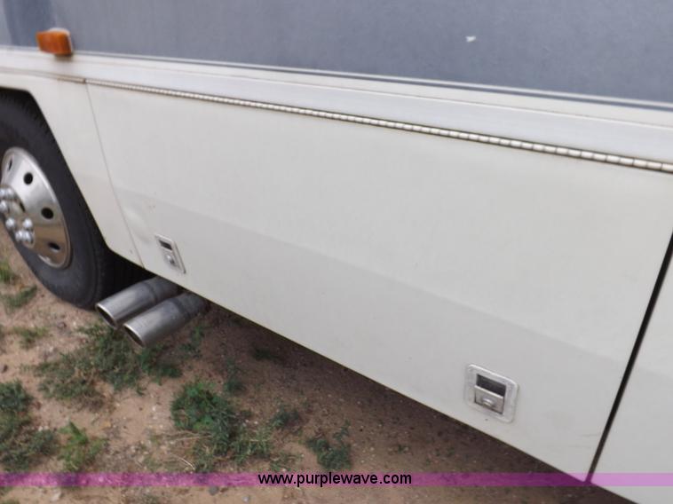 image for item H9059 1990 Itasca Sunflower Winnebago RV