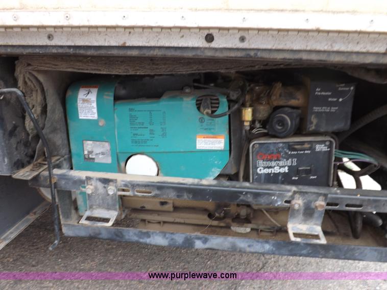 image for item H9059 1990 Itasca Sunflower Winnebago RV