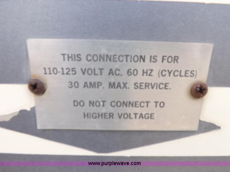 image for item H9059 1990 Itasca Sunflower Winnebago RV