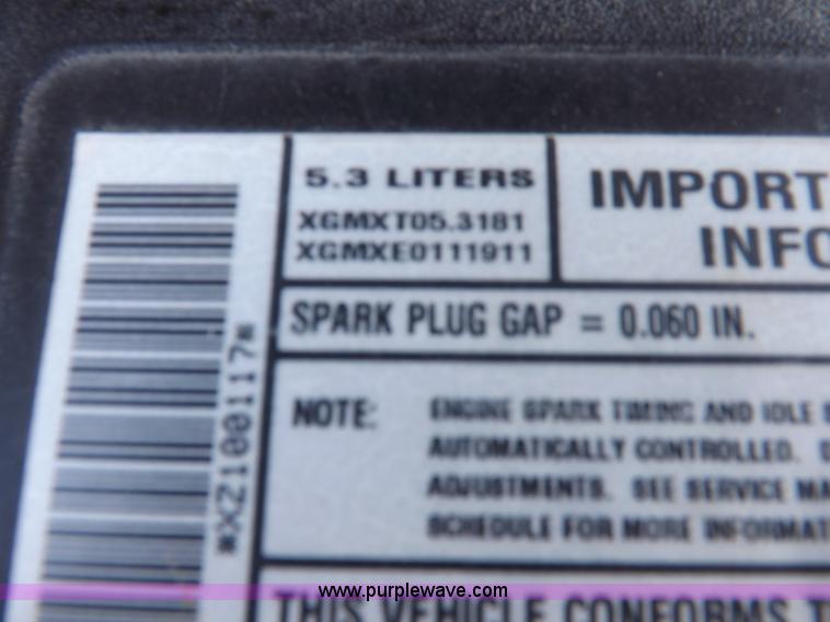 image for item H9061 1999 Chevrolet Silverado 1500 LS pickup truck