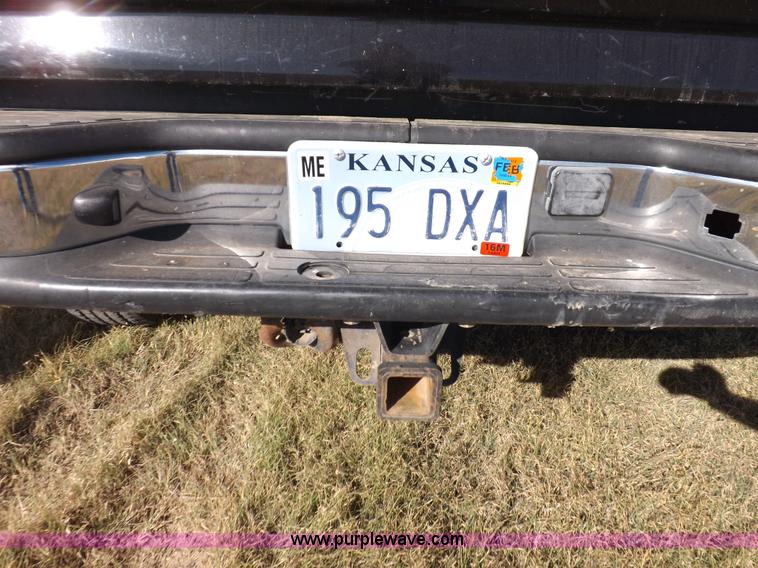 image for item H9061 1999 Chevrolet Silverado 1500 LS pickup truck