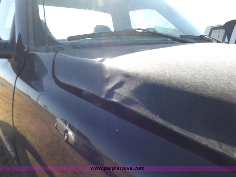 image for item H9061 1999 Chevrolet Silverado 1500 LS pickup truck